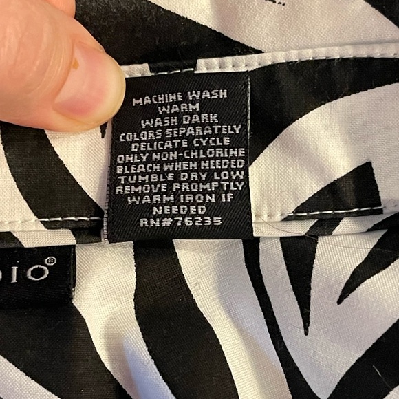 Bay Studio Monochrome Zebra Pattern Blouse, Size Medium - Picture 4 of 4